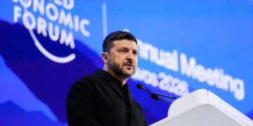 “Як біля Криму”, – Зеленський заявив, що у України є досвід топити кораблі РФ