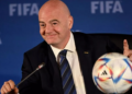 Стала відома космічна зарплата президента ФІФА