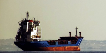 На танкері “тіньового флоту” знайшли ексвійськових ГРУ та “Вагнера”, – розслідування