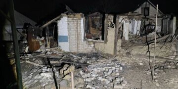 У Дніпрі ворожий БпЛА влучив у будинок, загинули двоє людей