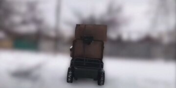 На Донеччині прикордонники за допомогою наземного робота евакуювали пораненого військового