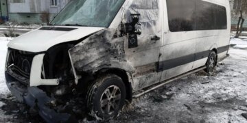 Жестокость РФ в Херсоне: дома, школа и автотранспорт разрушены, есть раненые