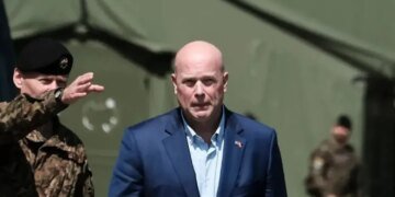 США продовжать продавати озброєння союзникам по НАТО для України, у тому числі наступального, доки не буде мирної угоди – посол