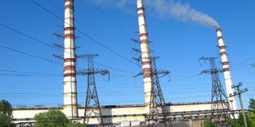 Бурштинська ТЕС припинила роботу через масовану атаку: місто залишилося без тепла та води – мер