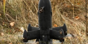 Технологическая дуэль за малое небо: битва вступила в новую фазу, – Business Insider