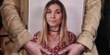 “Її вважали шумною, тож прилітало нормально”: нові свідчення про знущання над журналісткою Вікторією Рощиною у російському СІЗО