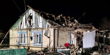 російська атака дронами на Вільнянськ: серед поранених дворічна дитина – ОВА