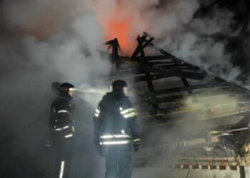 Атака дронов на Харьковскую область: под завалами дома погибли трое детей и мужчина