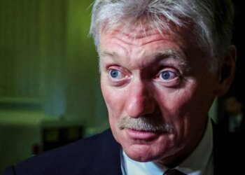 Песков отказался верить, что фронтовая связь поддерживается через Telegram