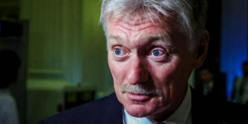 Песков отказался верить, что фронтовая связь поддерживается через Telegram