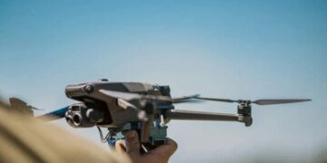 У ЄС планують створити систему виявлення дронів на базі ШІ та антен 5G