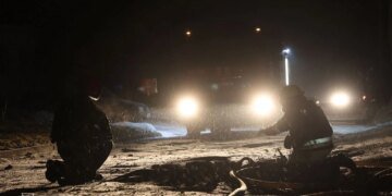 Четверо поранених у Дніпрі через російський удар ракетами і дронами, немовля у лікарні