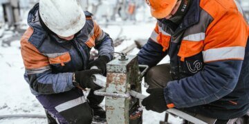 Шмигаль доручив усім службам прискорити ремонти, оскільки в Україну знову йдуть морози