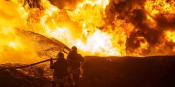 Ворог масовано атакував Одещину, пошкоджено залізничну інфраструктуру