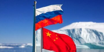 Россия и Китай все чаще появляются у границ Аляски и даже вторгаются в зону ПВО США