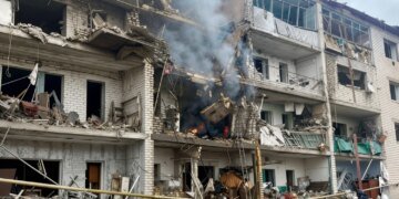 росія вдарила авіабомбами по Запорізькому району – відомо про двох поранених