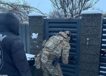 Злоумышленники зарабатывали миллионы на аренде госскладов: СБУ разоблачила группу похитителей