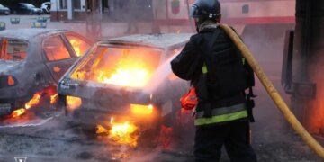 Взрывы в Запорожье: поврежден промышленный объект, погиб мужчина