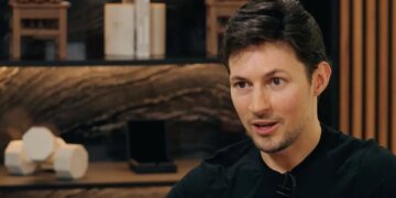 ФСБ возбудила уголовное дело против Дурова за содействие терроризму. Создатель Telegram возбудился