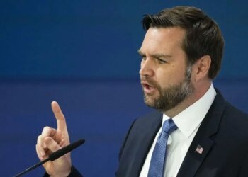 Переговори щодо війни в Україні виявилися складнішими, ніж очікували у США – Венс