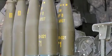 Американська армія хоче оштрафувати компанії, які затримують постачання боєприпасів Україні, – Bloomberg