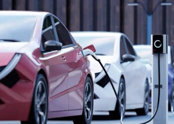 Зарядка за лічені хвилини: у Німеччині розробляють електромобілі з напругою 1000 Вольт