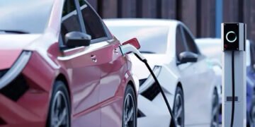 Зарядка за лічені хвилини: у Німеччині розробляють електромобілі з напругою 1000 Вольт