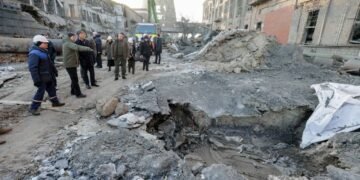 ТЕЦ-6 зруйнована, ТЕЦ-4 зупинилась: експерт описав катастрофічну ситуацію в енергетиці Києва