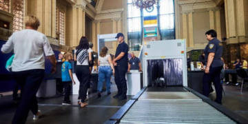 Это не война, а жадность: кто превратил прибыльные корпорации в убыточные дыры