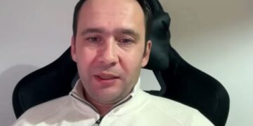 “ИИ уже решает задачи лучше профи”: эксперт о превосходстве AI и мифе о “попугае”