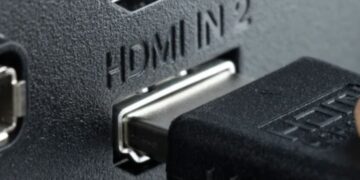 “Шпион” в разъеме HDMI: как остановить скрытый сбор данных в Smart TV