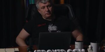 “Взрыхливание” позиций: Романенко назвал признаки подготовки Украины к избирательному процессу