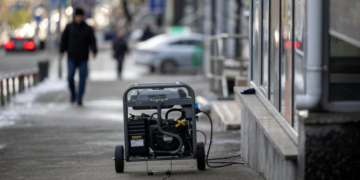 В Киеве массово отклоняют заявки на программу “СвітлоДім”: названа причина