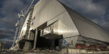 В Європі підрахували, у скільки обійдеться ремонт саркофага ЧАЕС, який пошкодили росіяни