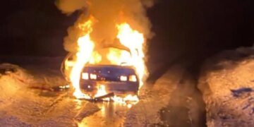 Беспилотник РФ атаковал автомобиль в Сумской области – два человека погибли, один ранен