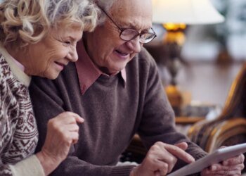 Минимальные пенсии: кто и как может получить около 13 000 грн