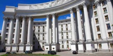 Грязный пиар Орбана на украинских пленных: Киев требует доступа к своим гражданам