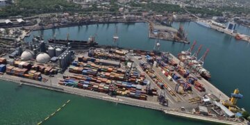 Россия атаковала гражданское судно с кукурузой в Черном море: есть пострадавшие