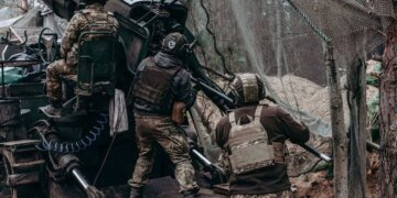 На фронті зафіксовано 56 атак, ворог активно діє на трьох напрямках – Генштаб