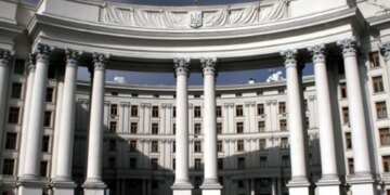 Игры на жизнях: Киев обвинил Будапешт в политическом пиаре на украинских пленных