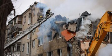 У Харкові 15 поранених після ракетного удару рф, серед них діти