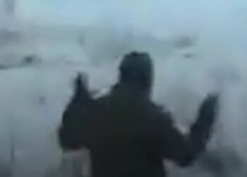 Украинские дроны массово берут в плен россиян. ВИДЕО