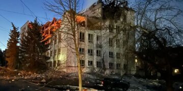 Окупанти знищили будівлю головпоштамту Укрпошти у Краматорську – Смілянський