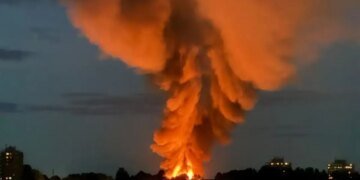 В Великом Новгороде дроны атаковали завод ПАО «Акрон». ВИДЕО