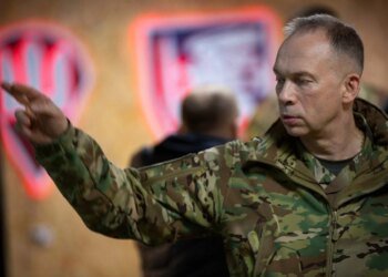 Сирський розкрив особливості нинішньої війни і ухвалив рішення для оборони на Донеччині