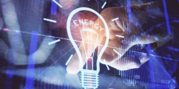 росія пошкодила в Україні 9 ГВт генерації, є плани відновлення орієнтовно 4 ГВт – Шмигаль