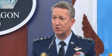 Ад над Тегераном т деблокада Ормузского пролива: США наносят удары по Ирану каждый час