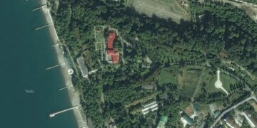 Паранойя в Бочаровом Ручье: Путин вел в резиденции “странные” запреты