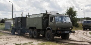 Украинские бойцы поразили редкую вражескую станцию РЭБ «Житель». ВИДЕО