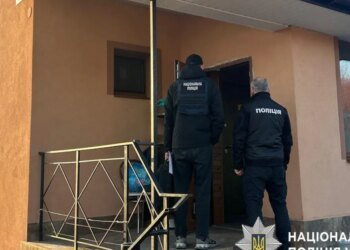 Полиция проводит обыски в больницах по всей Украине: что произошло?